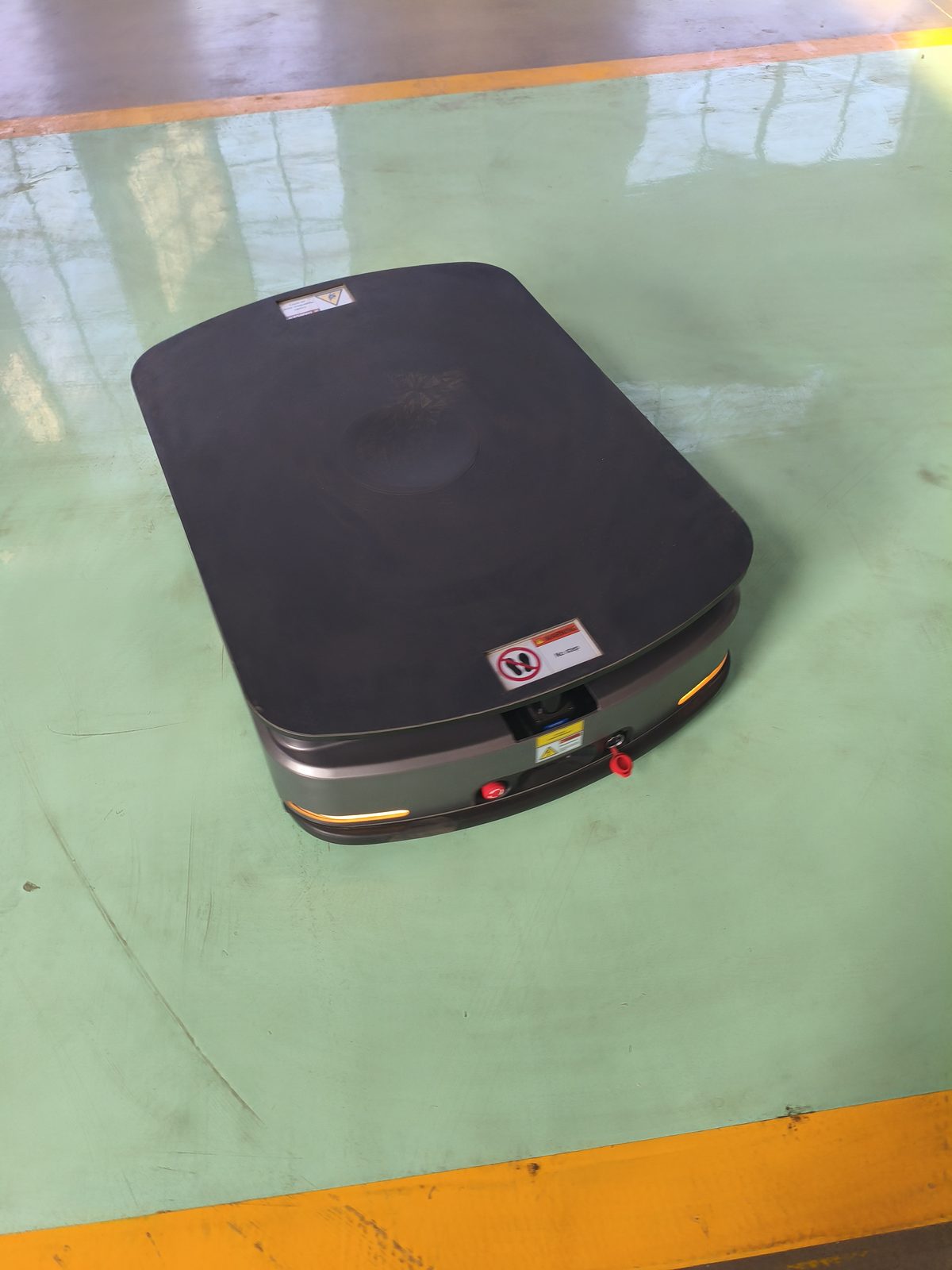 AGV 托盘搬运车
